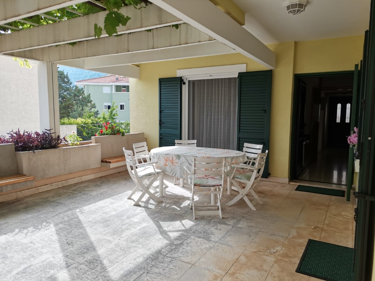 House with Sea Views, Fully Renovated in 2016, Petrovac Town Centre